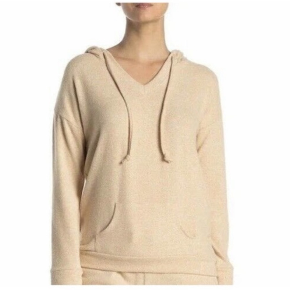 Theo & Spence Women's Cream Hoodie. Size S